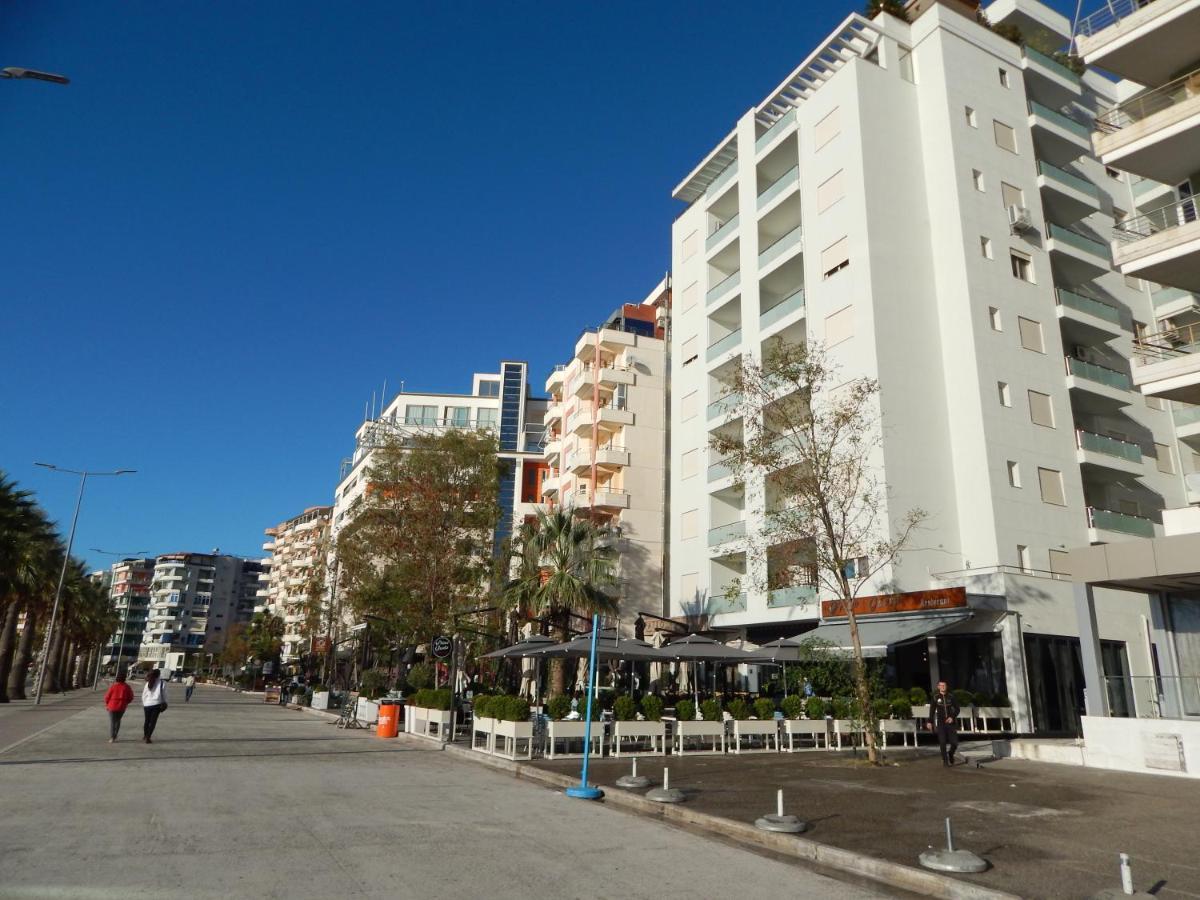Modern Spacious 1 Bedroom Flat Next To The Beach Влёра Экстерьер фото